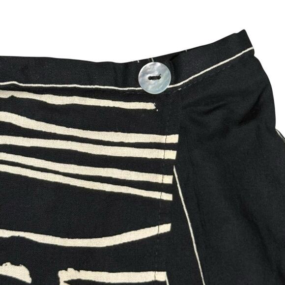 1990s Vintage Wrap Midi Skirt Abstract Striped Print Size Small Black Off White - Picture 5 of 9